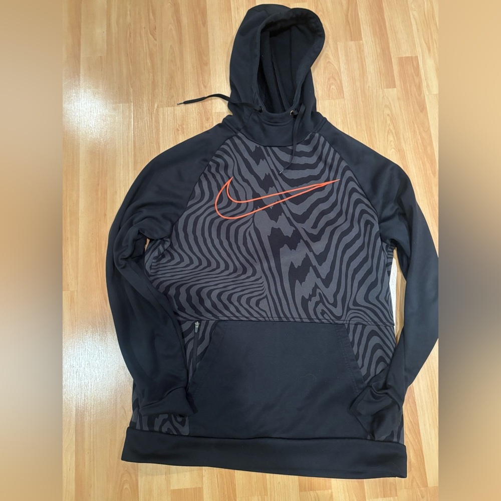 Nike Men's Black and Orange Hoodie